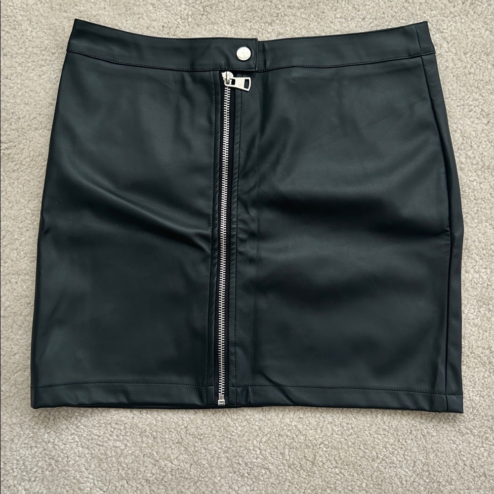 Revamped Black Vegan Leather Mini Skirt with Front Zipper - Size S